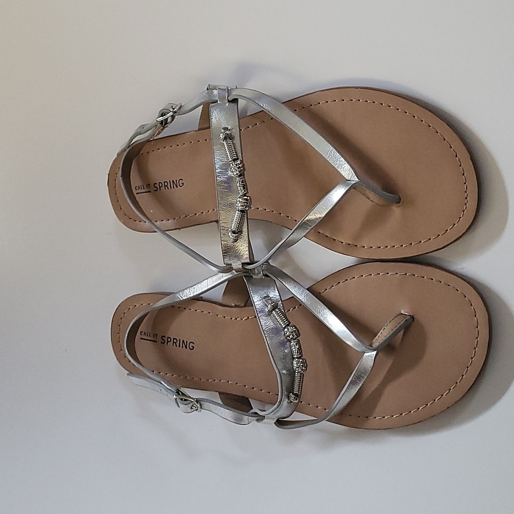 Call It Spring women's sandals silver thongs size 9